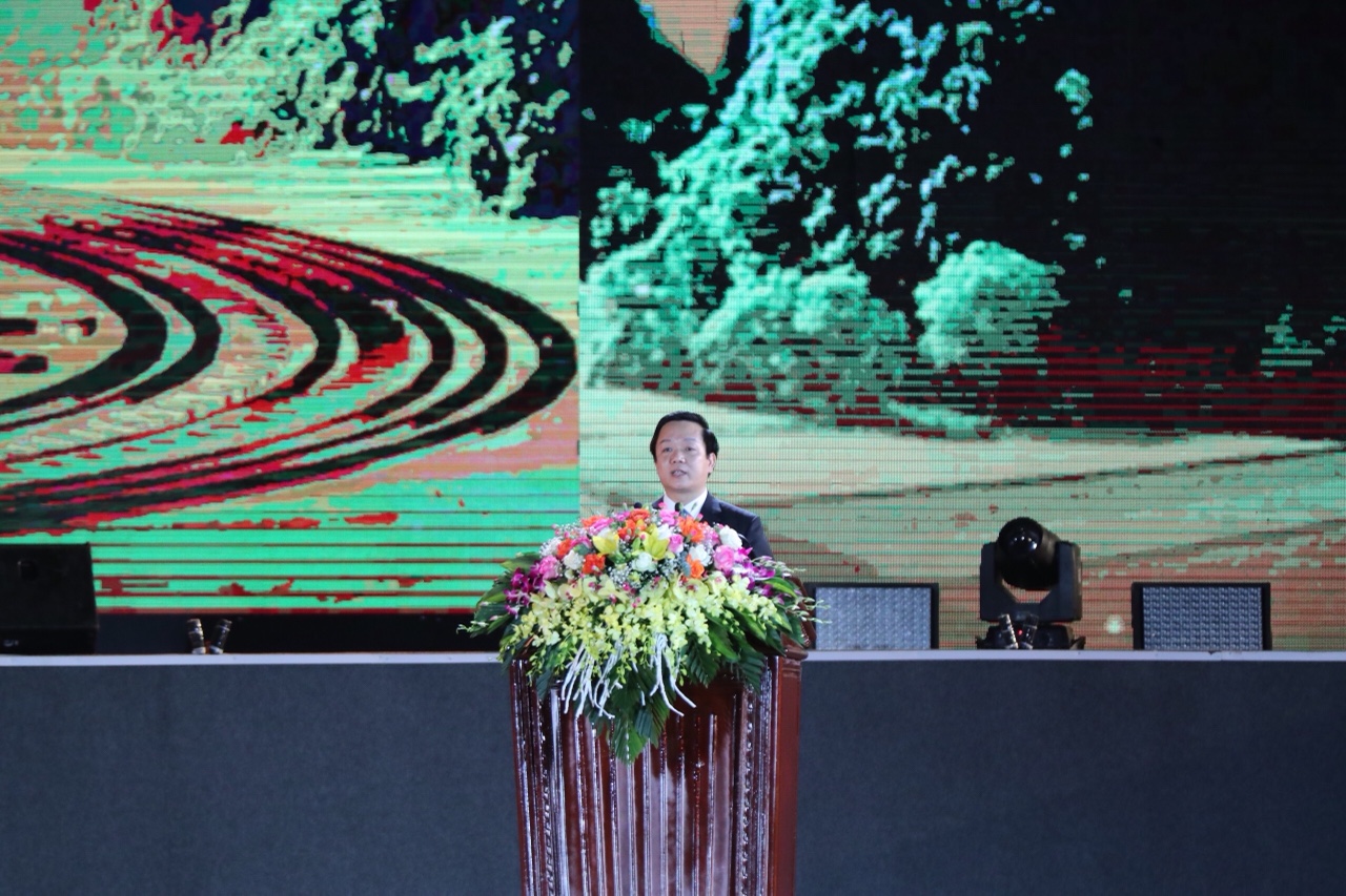 Chủ tịch UBND tỉnh Ninh Bình Phạm Quang Ngọc phát biểu khai mạc Năm Du lịch quốc gia Ninh Bình 2021
